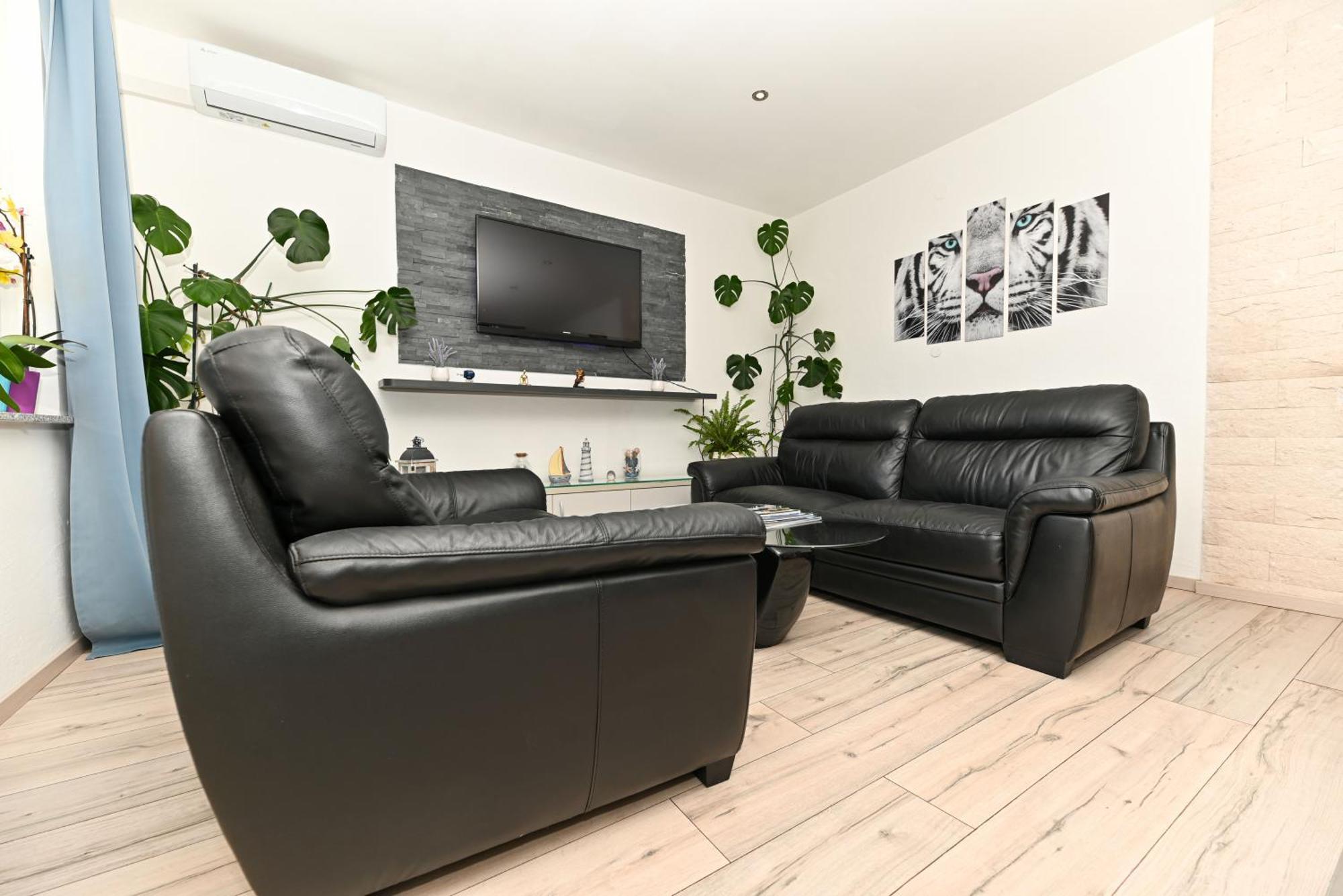 Apartmani Dolores คาชเตลา ภายนอก รูปภาพ