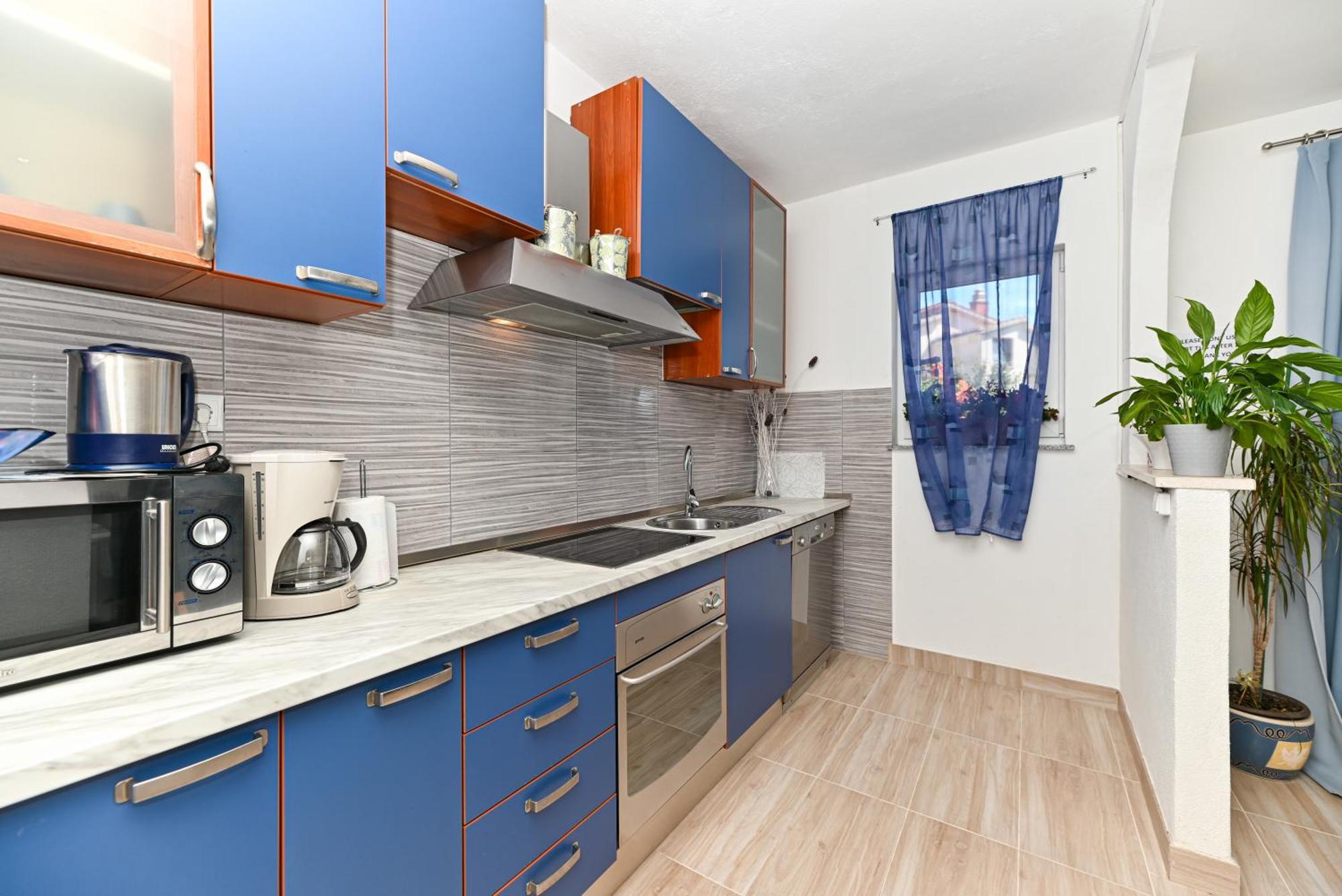 Apartmani Dolores คาชเตลา ภายนอก รูปภาพ
