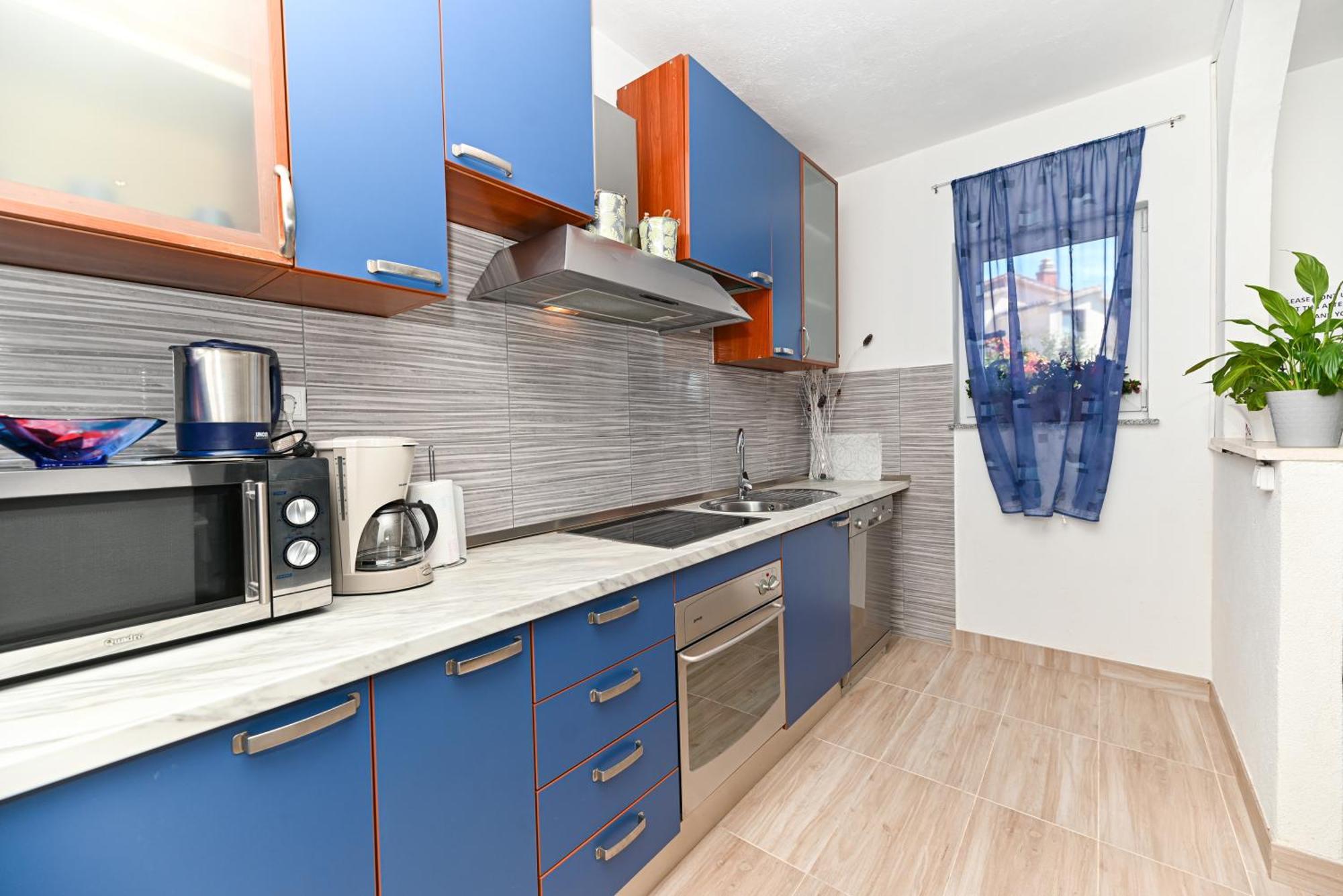 Apartmani Dolores คาชเตลา ภายนอก รูปภาพ